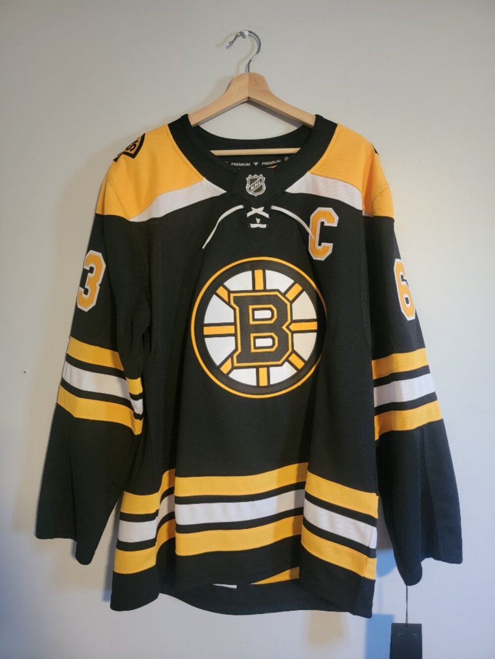 Boston Bruins jersey Brad Marchand Fanatics 54 XL nwt